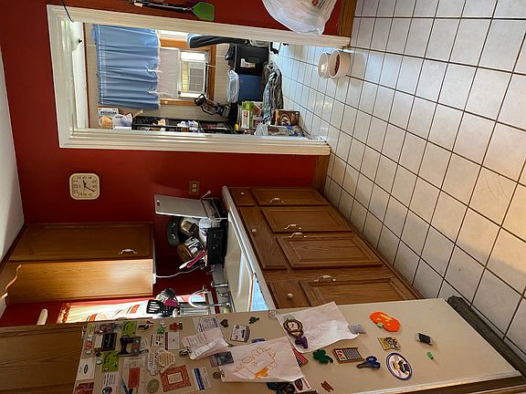 4th image of 9148 S Troy Ave