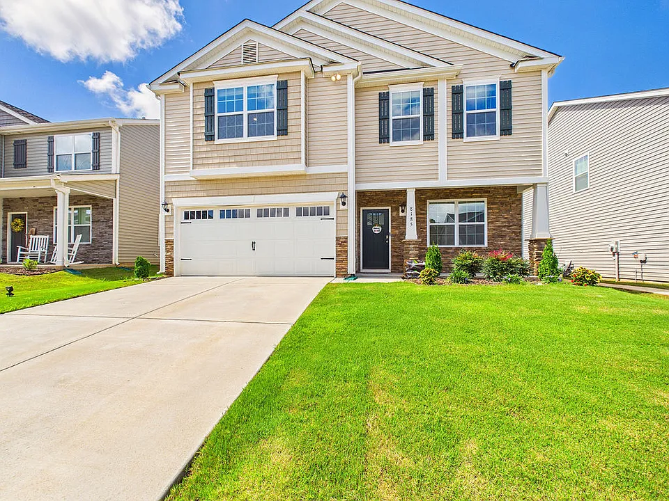 8185 Kennesaw Dr