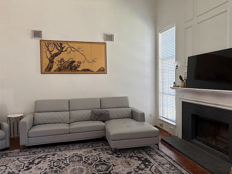 2319 Mill Creek Dr — Photo 11