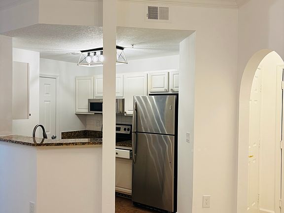 4th image of 501 Knights Run Ave APT 2110