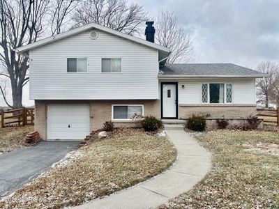 1139 N Stadium Rd, Oregon, OH, 43616