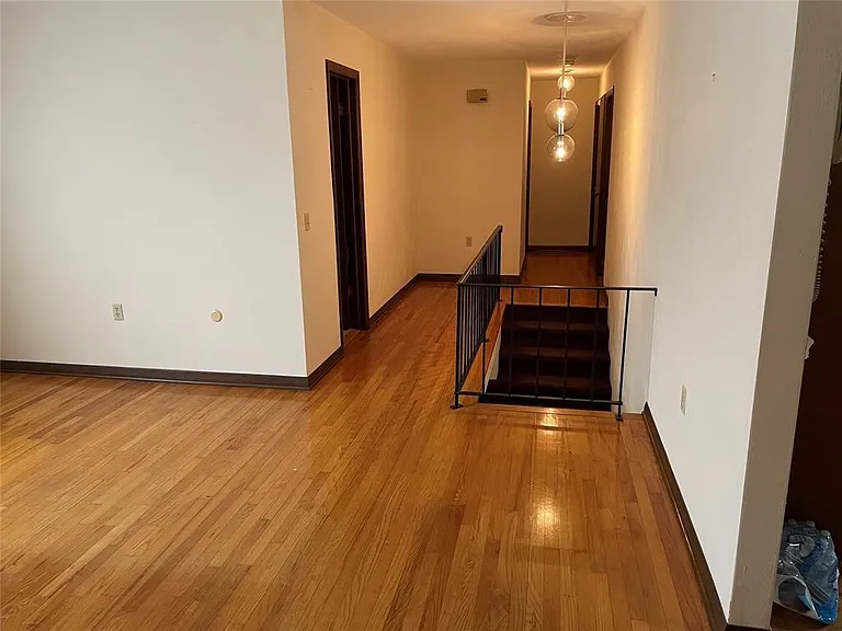 113 Sandy Dr — Photo 29