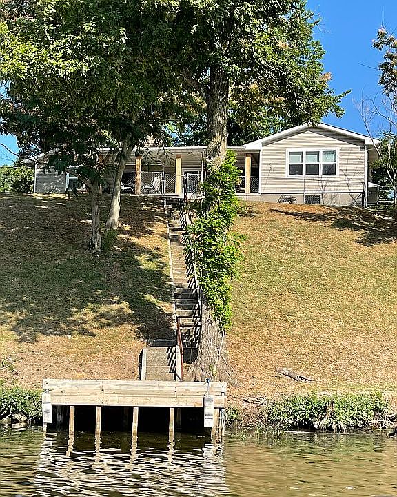 1st image of 7610 SE Eagle Ln