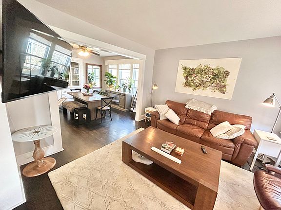 5th image of 59 Morehouse St #1