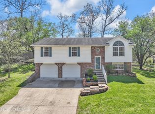 1506 Del Cerro Dr, Jefferson City, MO 65101