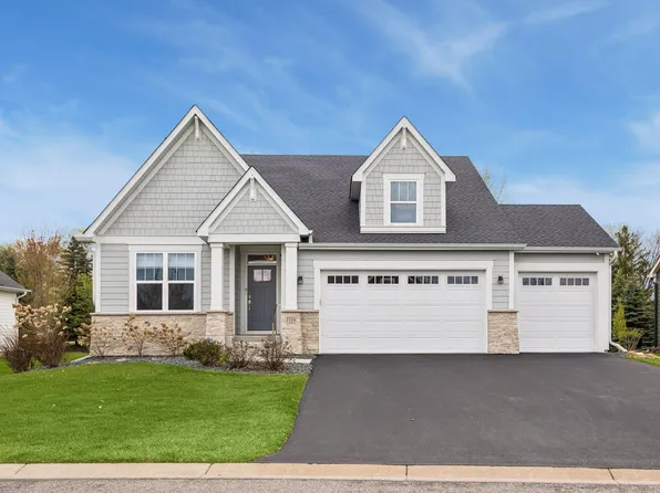 1114 Mehegan Ln, Saint Paul, MN 55127