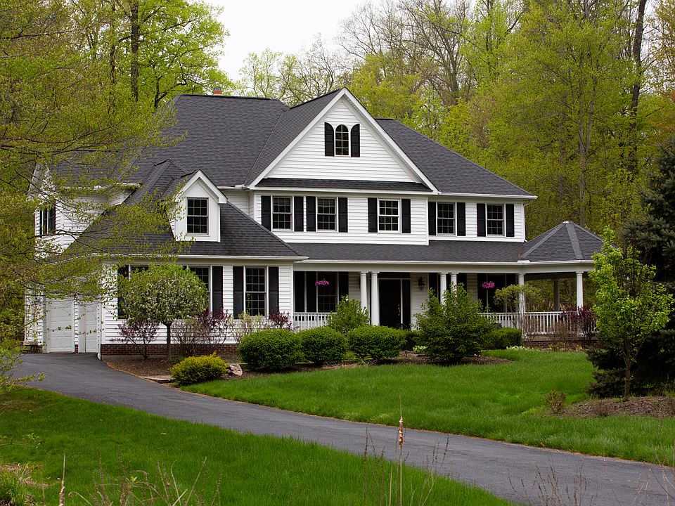 1st image of 16610 Lucky Bell Ln
