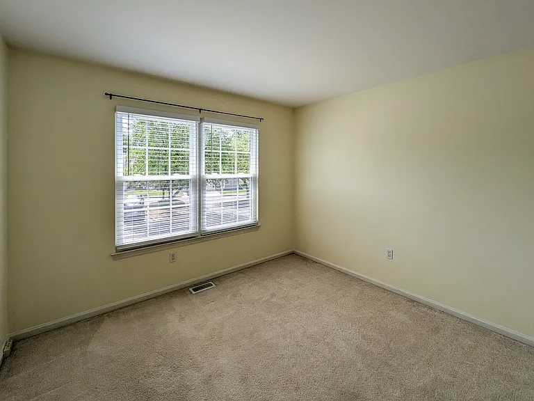 7102 Union Ct — Photo 22