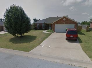 1201 Maplewood Dr, Centerton, AR 72719