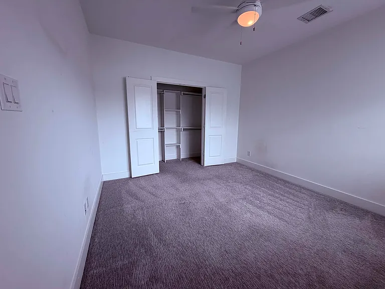 2232 Scenic Bluff Dr — Photo 16