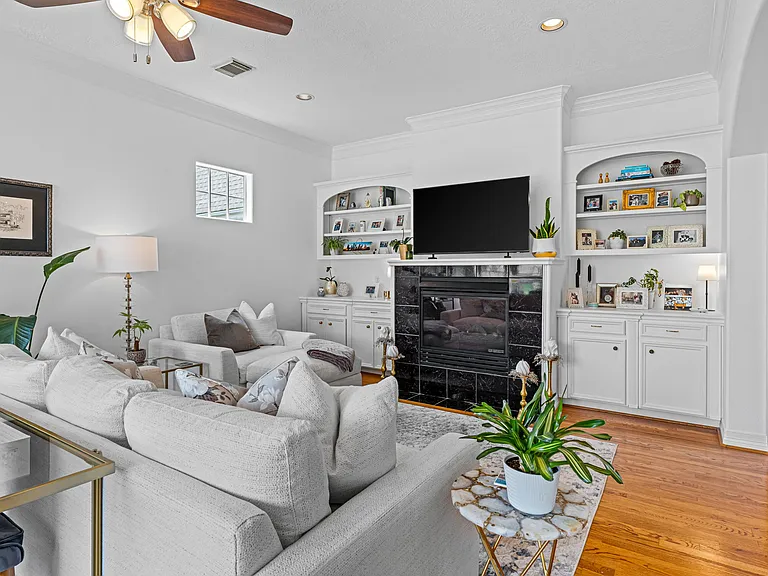 1508 Park St #1 — Photo 3