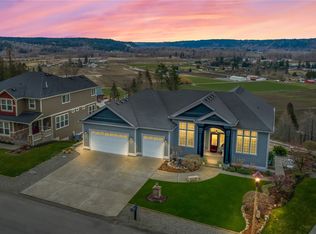 8102 172nd Ave E, Sumner, WA 98390