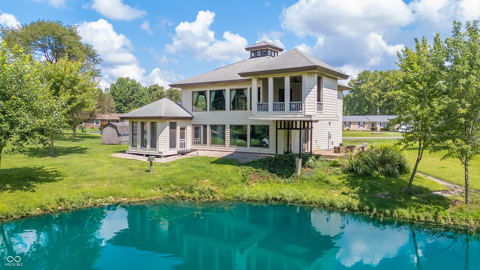 2303 Wayne Dr photo 1