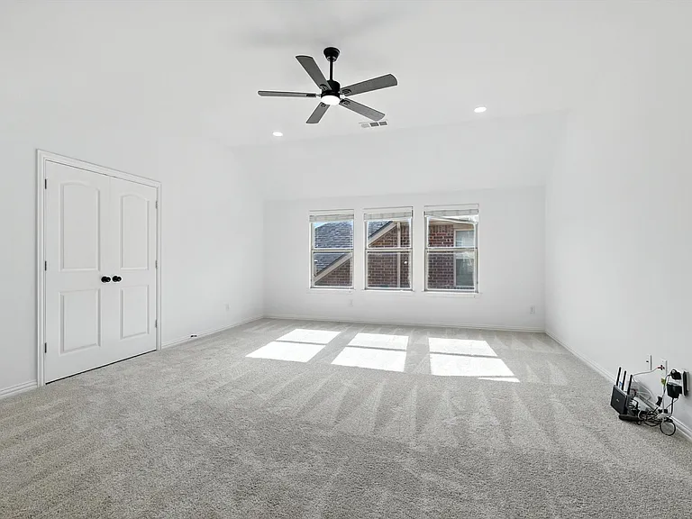10421 Sexton Dr — Photo 24