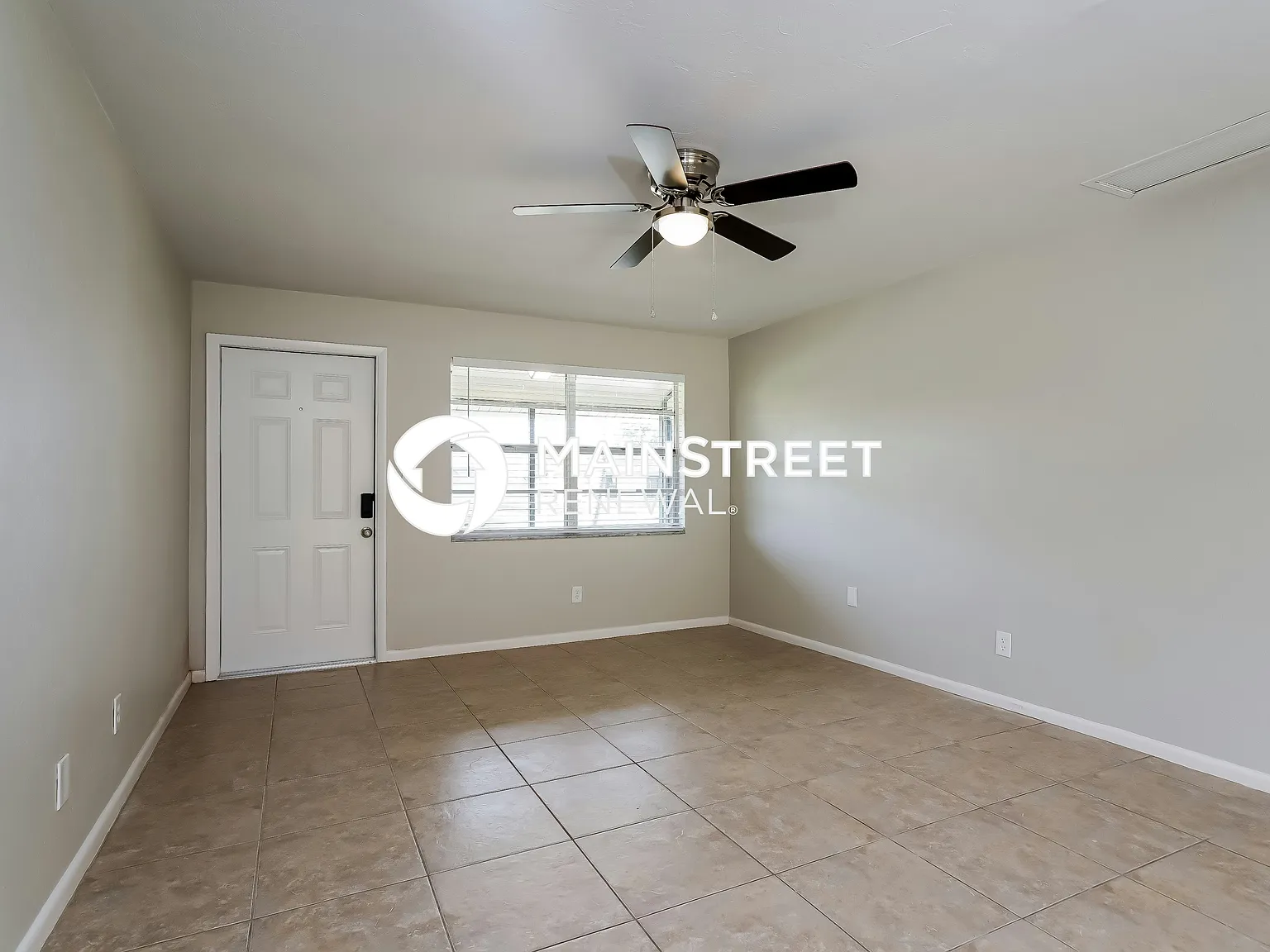 915 SE 19th St — Photo 4