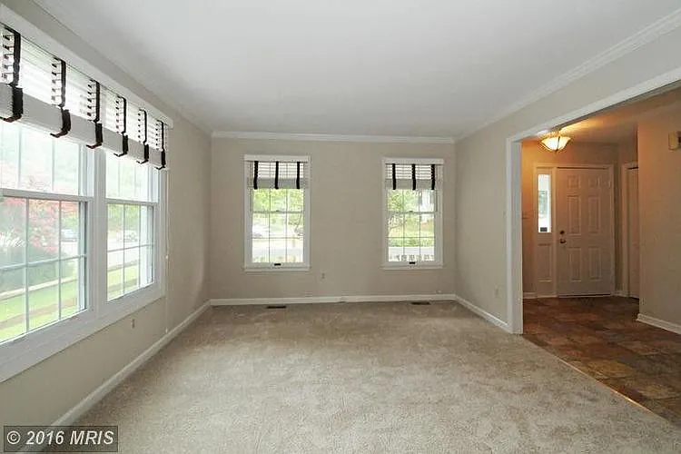 5810 Silchester St — Photo 19