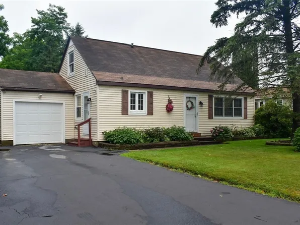 9025 Sunrise Dr, Rome, NY 13440