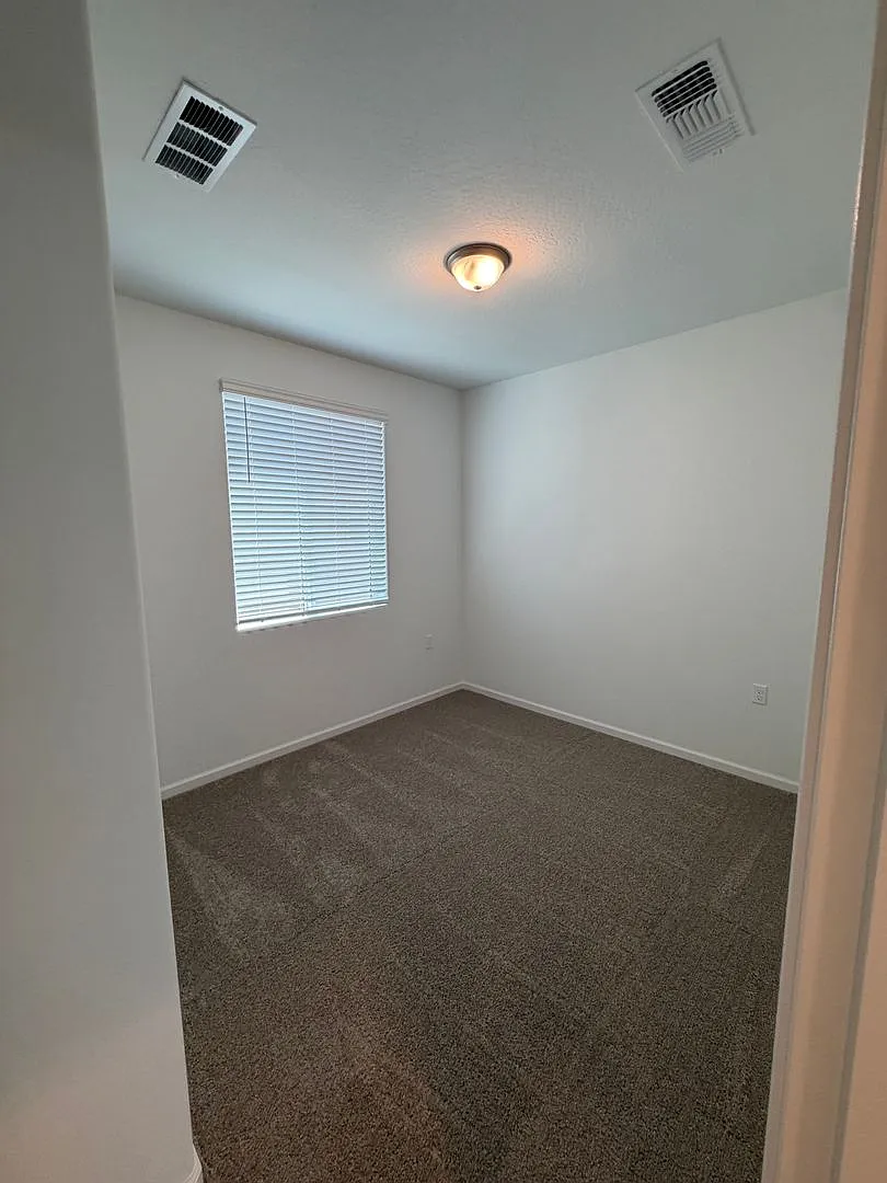 Beautiful Brand-New House for rent in Visalia! — Photo 3