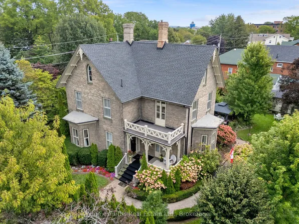 138 Bagot St, Cobourg, ON K9A 3G1