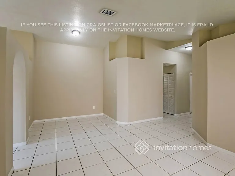 1365 SW 106th Ave — Photo 4