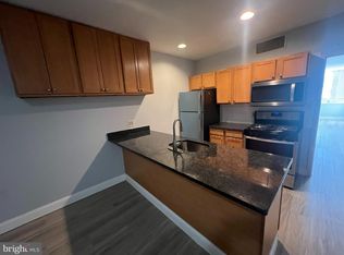 1100 Vine St APT 907, Philadelphia, PA