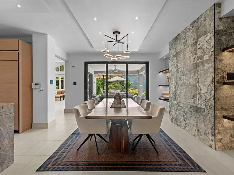 370 Dorado Bch E — Photo 26