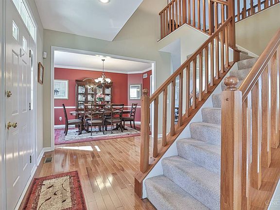 5th image of 810 Dorgene Ln