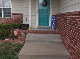 811 S Goebel Cir, Wichita, KS 67207