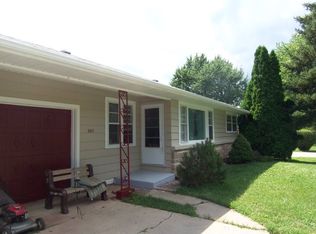 3011 Emily Ln, McHenry, IL 60051