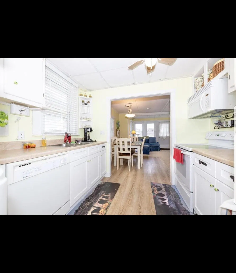8798 Chautauqua Blvd — Photo 3