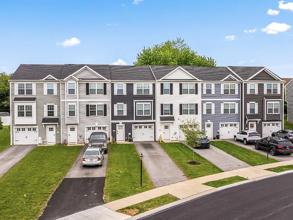 362 Cadbury Dr