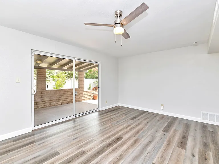 8444 E Plaza Ave — Photo 7