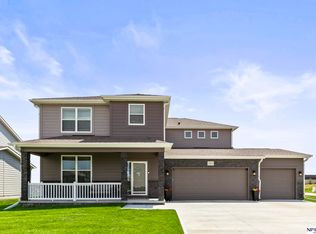 20815 Jeannie Ln, Gretna, NE 68028