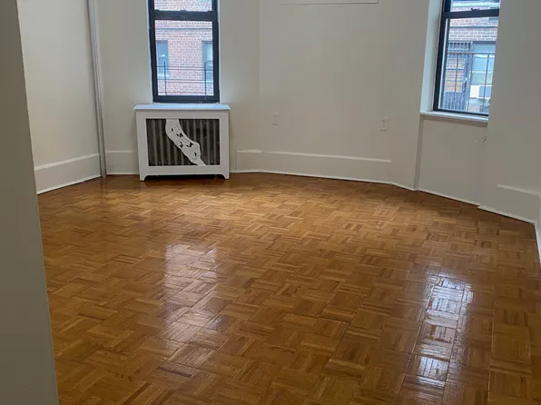 815 Ocean Avenue image 1 of 5