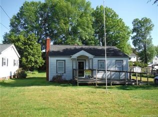 1020 Skyway Dr, Kannapolis, NC 28083