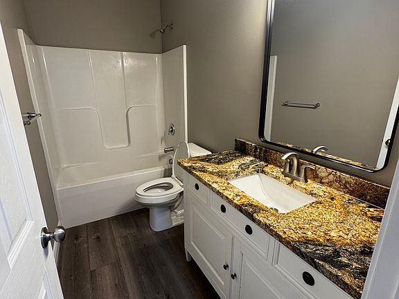 5th image of 218 Muddy Springs Ln