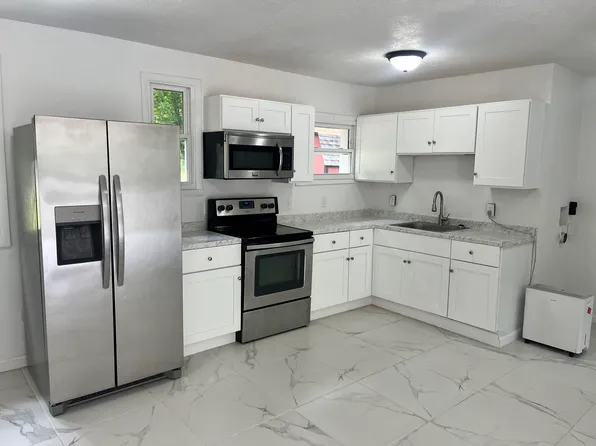 142 Cordial Dr, Cresco, PA 18326