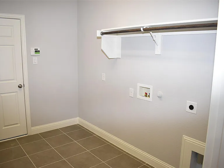 2716 La Jolla Blvd — Photo 20