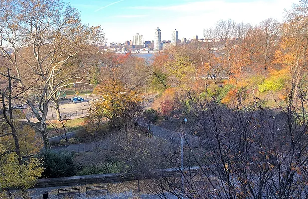 Rented by Balass Ralph, LREB | media 4