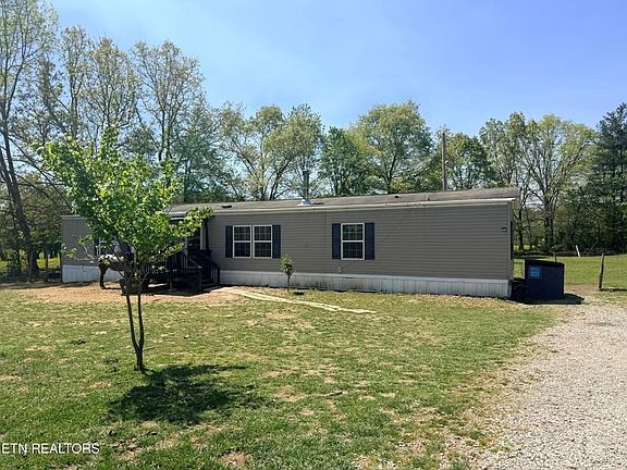 3rd image of 174 Claude Howard Rd