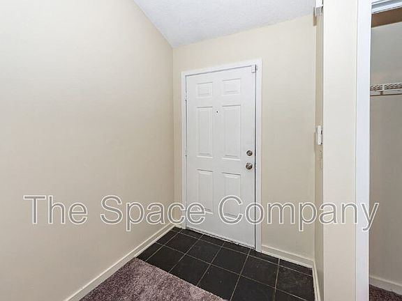 4th image of 2020 Coldspring Dr