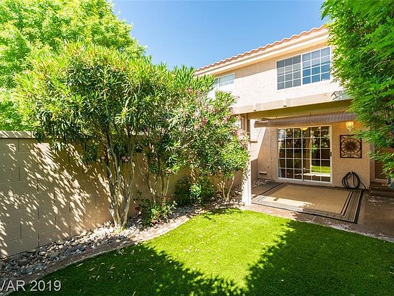 4th image of 2842 Cross Haven Dr