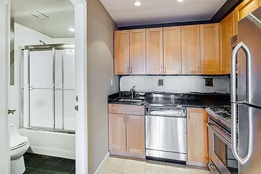 Rented by Bryan L Rozencwaig, LREB