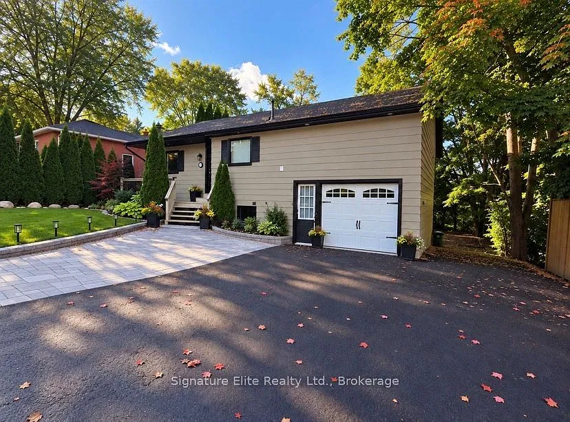 16 Reach St #UPPER