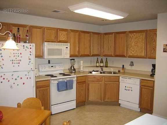 3rd image of 3660 Ponderosa Ct