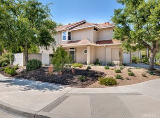 305 Saint Thomas Dr, Oak Park, CA 91377