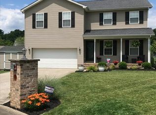 26 Michael Cir, Hurricane, WV 25526