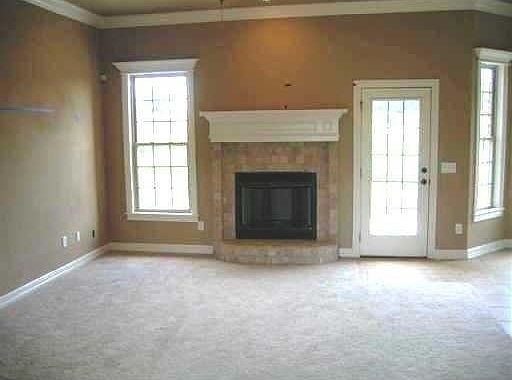 3rd image of 715 SW Sterling Pl