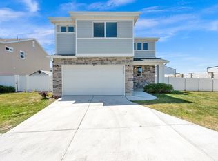2316 W Lydia Ln, Syracuse, UT 84075