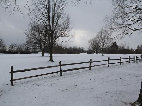 4th image of 141 Village Trail Dr